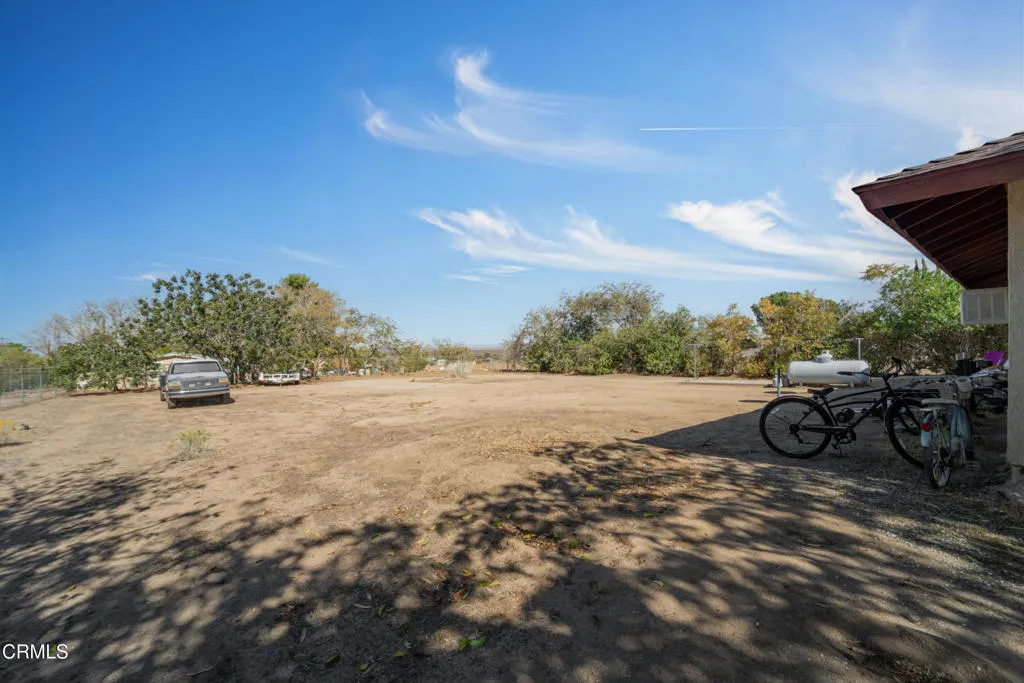 13205 E Ave W11, Pearblossom, California 93553 home-pic-36